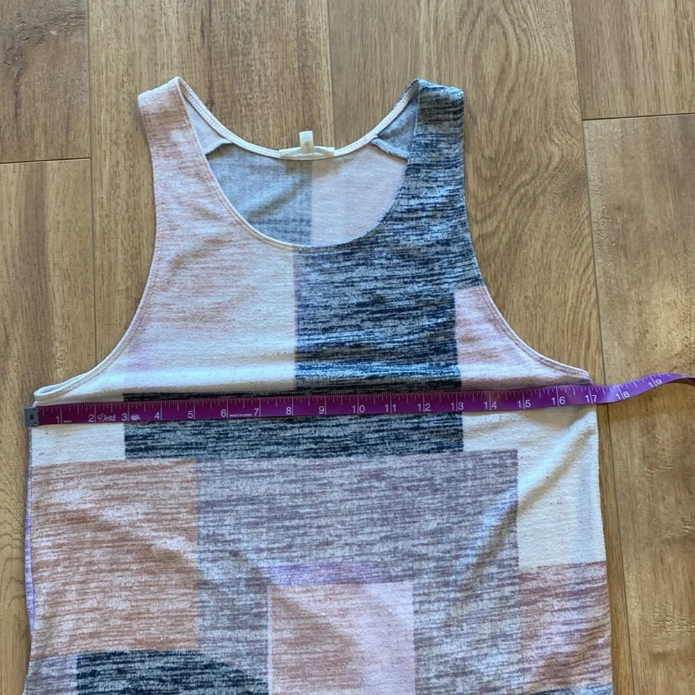 Wilfred Free | Ornella tank in pink, grey, purple, cream (Aritzia) - Picture 7 of 11